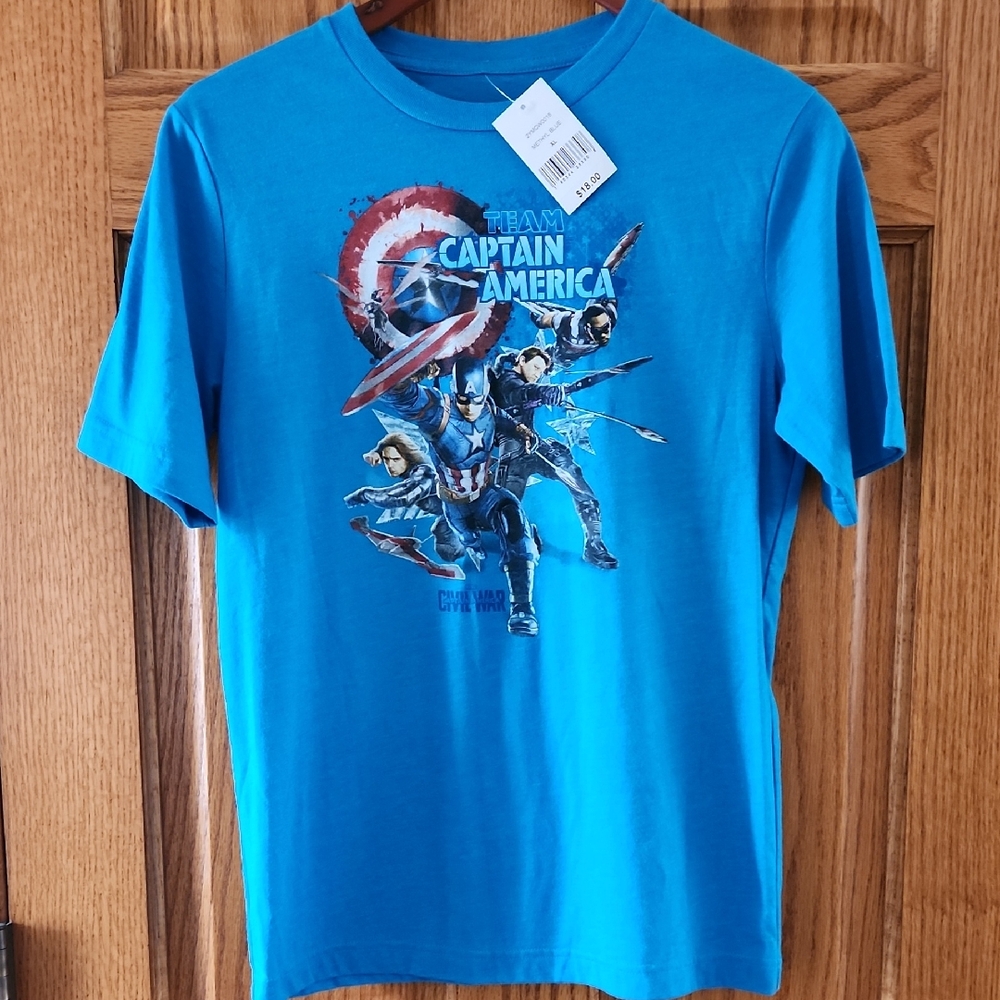 Blue Marvel Captain America Civil War Graphic T-Shirt NEW Boys XL